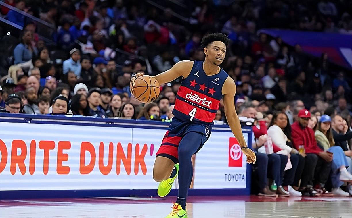 他目前仍为, 马丁