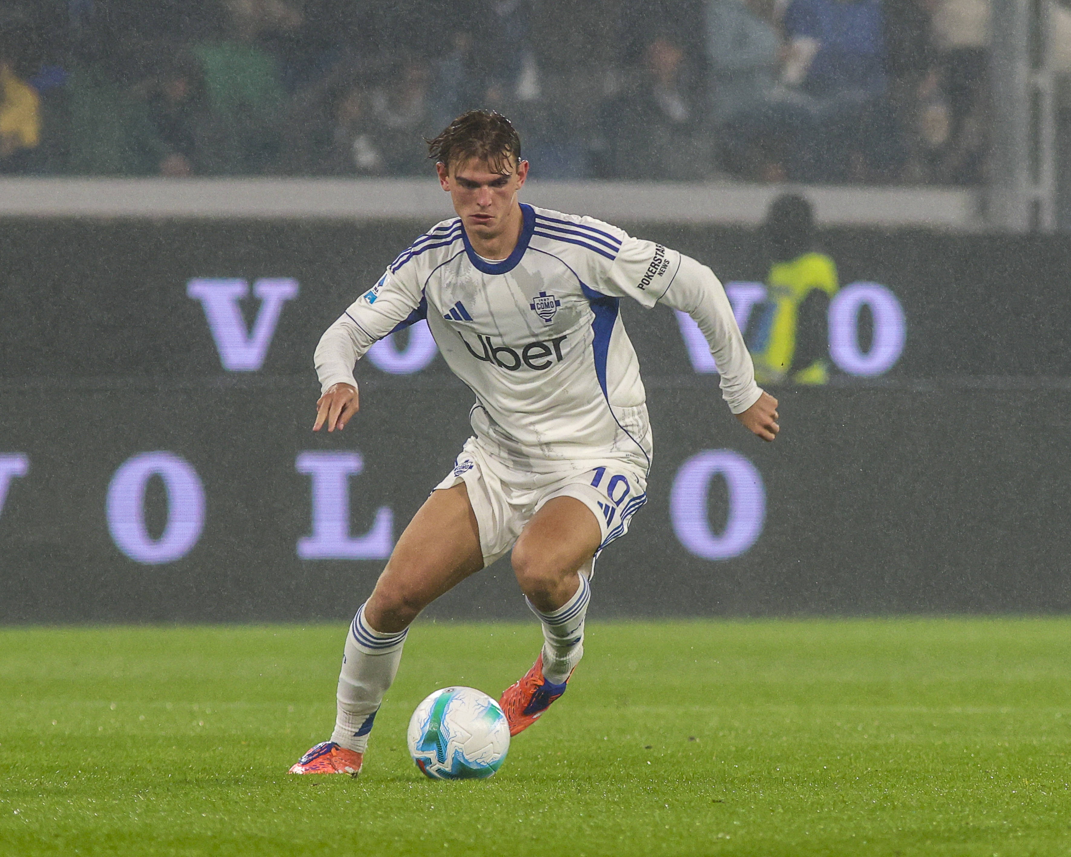 安排在边路 安排在边路