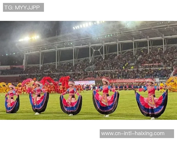 米易非遗露脸“川超”赛场 雨中龙狮齐舞 千人演出“最炫民族风”